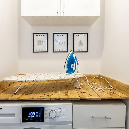 Nomada Castillo _ Vut-le-251 * Ponferrada