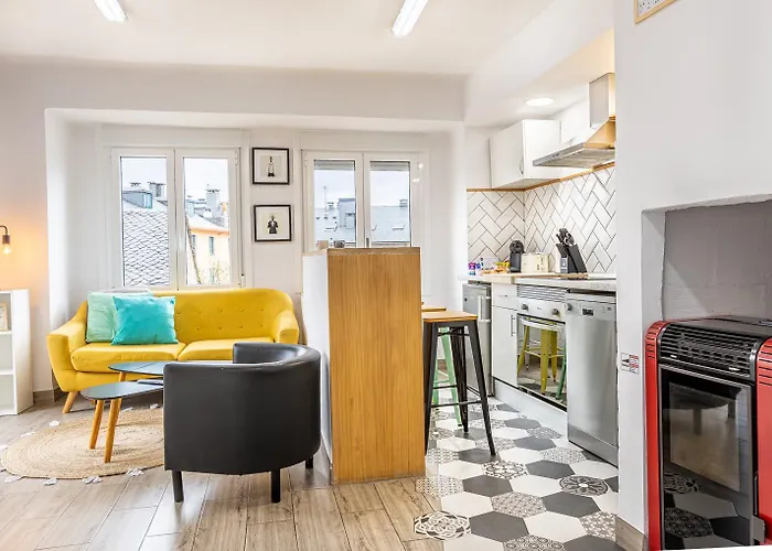 Nomada Castillo _ Vut-le-251 * Ponferrada