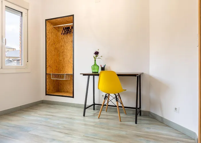 Nomada Castillo _ Vut-le-251 *